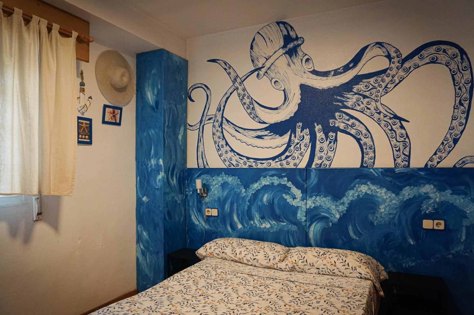 Double Room Private Bathroom